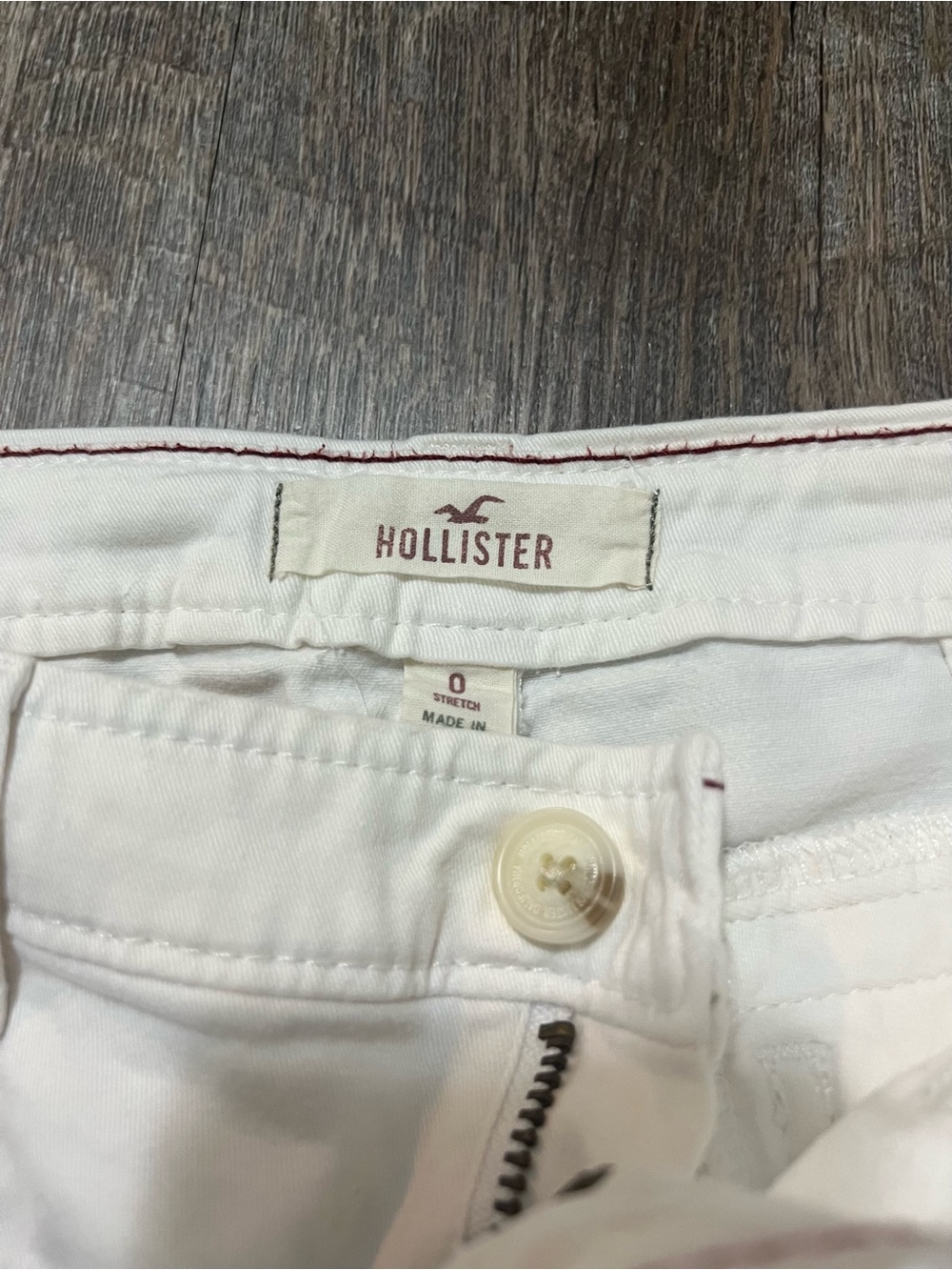 Hollister White Cotton Shorts - Picture 3 of 3